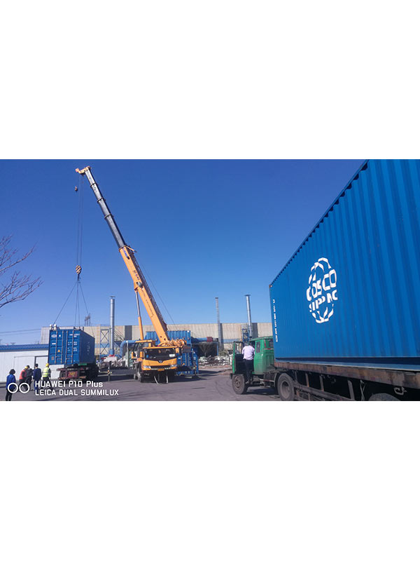 精密設備掏箱就位